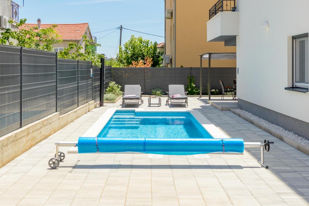 Апартаменти New, Private Heated Swimming Pool, Free Parking, Trogir Centar Екстер'єр фото